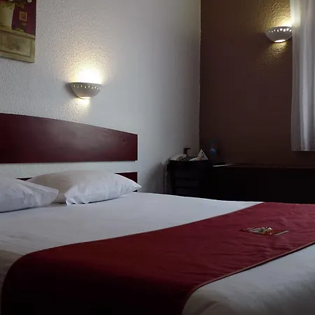 Hotel Abbatiale Et Restaurant Centre 3*