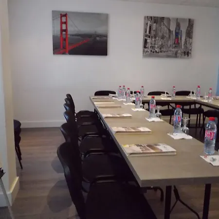 Abbatiale Et Restaurant Centre 3*