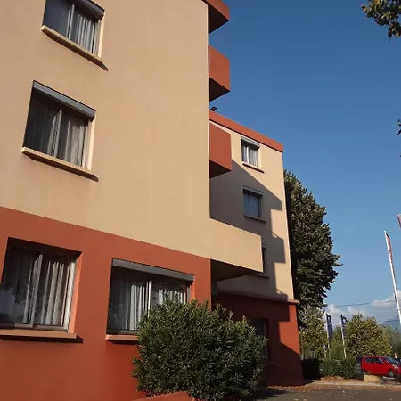 Abbatiale Et Restaurant Centre Hotell 3*