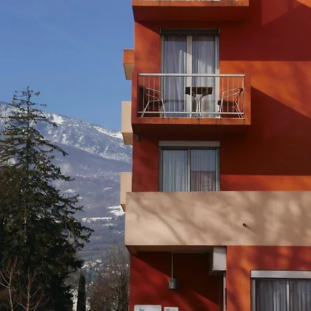 Abbatiale Et Restaurant Centre Hotel 3*